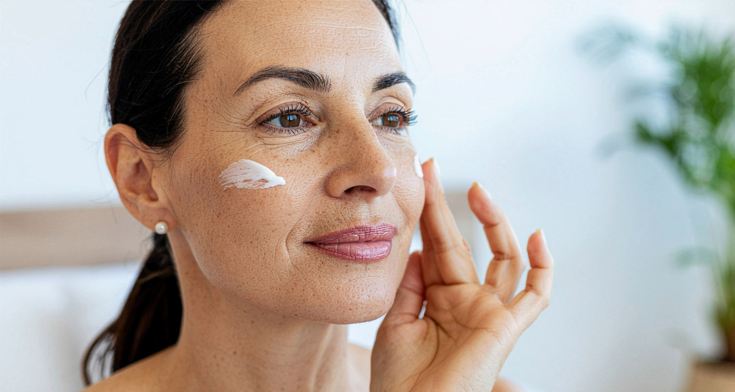 So bereitet durch Hautpflege und Grundierung Make-up länger Freude