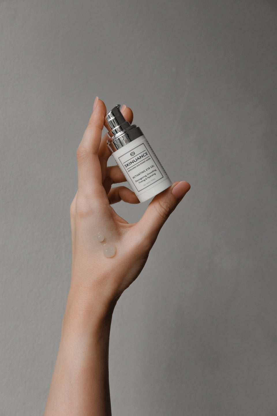 GEL ACTIVATEUR POUR LES YEUX